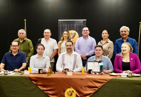 Samaniego va por eliminar el fuero y endurecer auditorías contra la corrupción