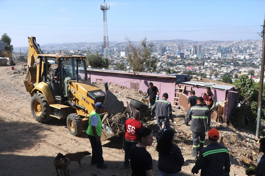 Gobierno de Tijuana retira más de 90 toneladas de basura