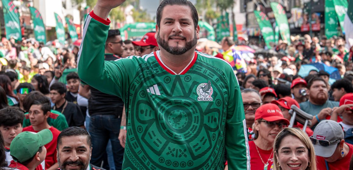 Burgueño inaugura el ‘Baja Fut Fest’