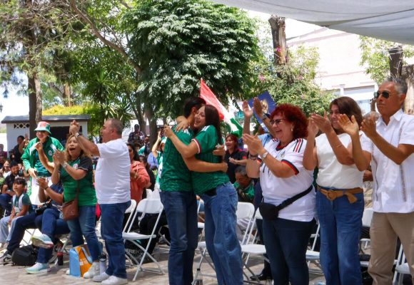 Tecate vive la fiesta mundialista en familia