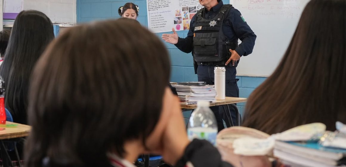 1 Realiza SSPCM revisión preventiva en secundaria de Villa del Álamo