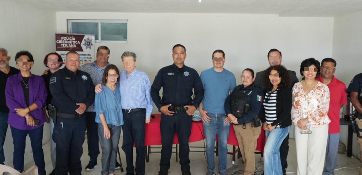 Fortalecen prevención digital con vecinos de Playas