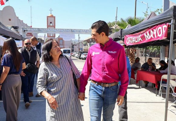 1 Román Cota reafirma cercanía con ciudadanos