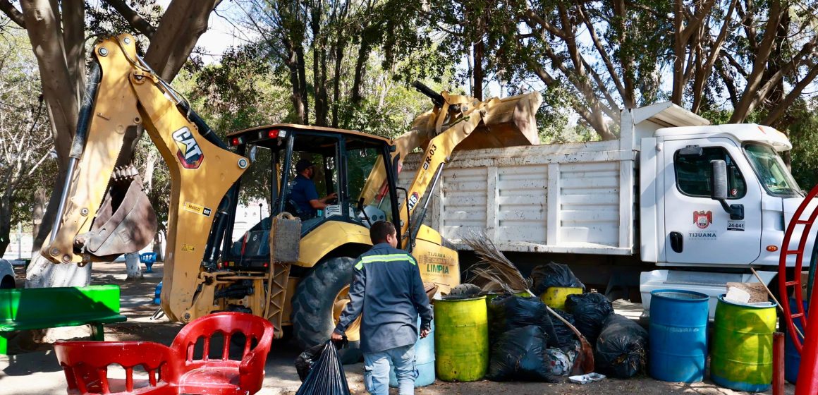 Gobierno Municipal beneficia a 9 mil 700 vecinos con jornada de limpieza