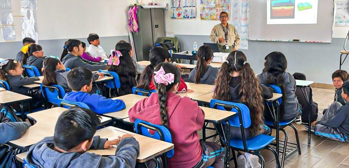 Capacitan al 100% de escuelas municipales en cultura de la prevención