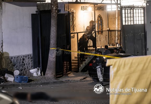 Lo ejecutan de un balazo en la cabeza; sus verdugos huyeron en un Altima