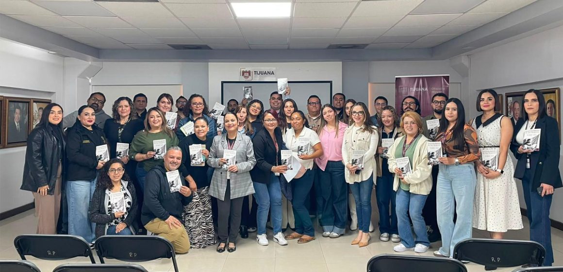 Fortalecen capacitación de servidores públicos