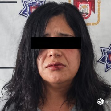Detienen a mujer por morder a policías