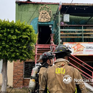 Incendio consume por segunda ocasión Bar Nonis en Otay