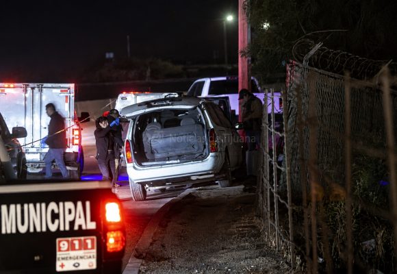 Localizan cuerpo encobijado en una vagoneta en la Vía Rápida Alamar
