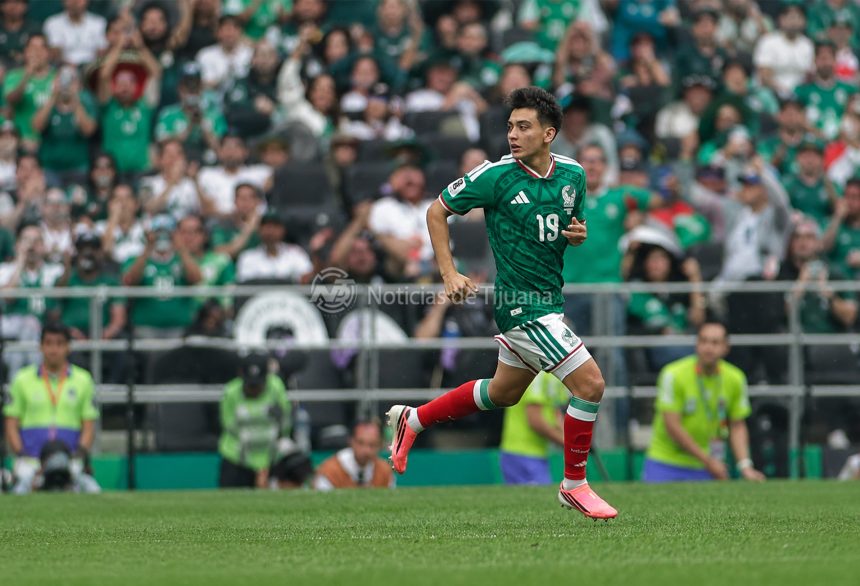 Gil Mora hace historia y debuta en el Mundial 2026 con victoria de México