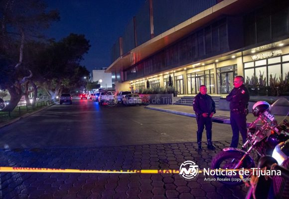 Ejecutan a dos hombres en Cosmopolitan City Center; Hay dos detenidos