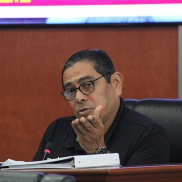 Congreso de BC impulsa reforma para poner tope a salarios y pensiones de funcionarios 