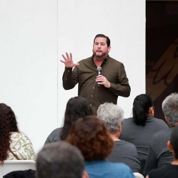 Mantiene Ayuntamiento mesas de trabajo con residentes de Santa Fe para atender movilidad y seguridad
