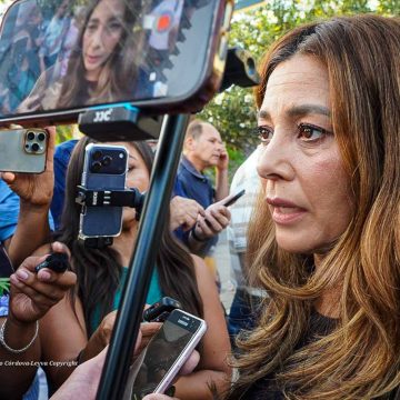 Hija de Ernesto Ruffo acude a la CNDH; exgobernador sigue preso
