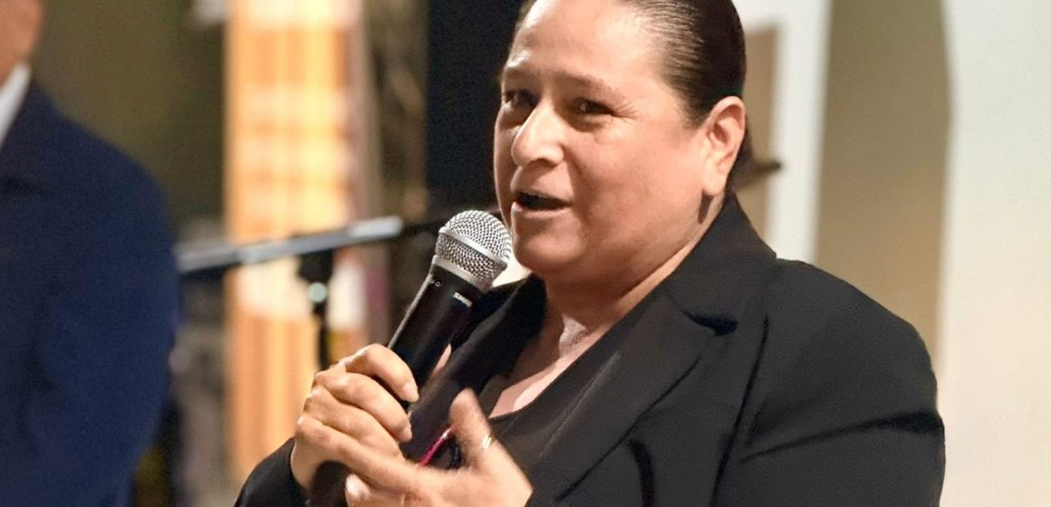 vxvc Machismo y políticas conservadoras han generado que el pueblo rechace al PAN, advierte Rosina del Villar