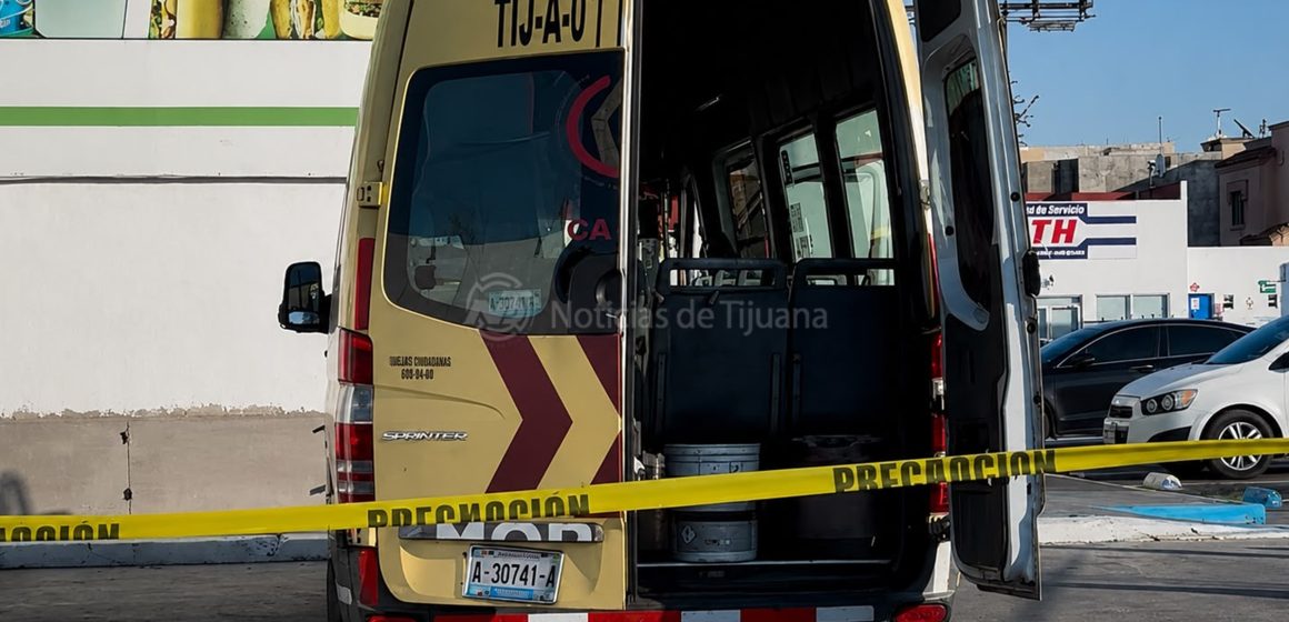 Balean a conductor de calafia en la Vía Rápida; agresores huyeron en motocicletas