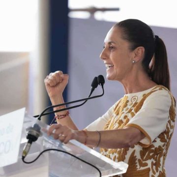 Sheinbaum ofrece espacios en la Universidad Rosario Castellanos a aspirantes que no ingresen a la UNAM